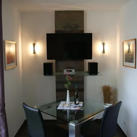 Apartment Ferienwohnung Sternenwald Alf